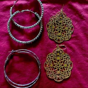 Hoop/Dangle earrings